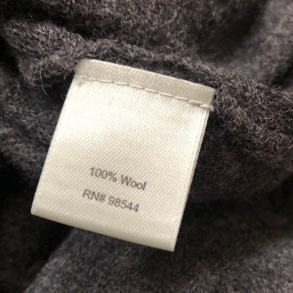 100% wool sweater cardigan grey Size Small, Like new condition - Picture 13 of 16